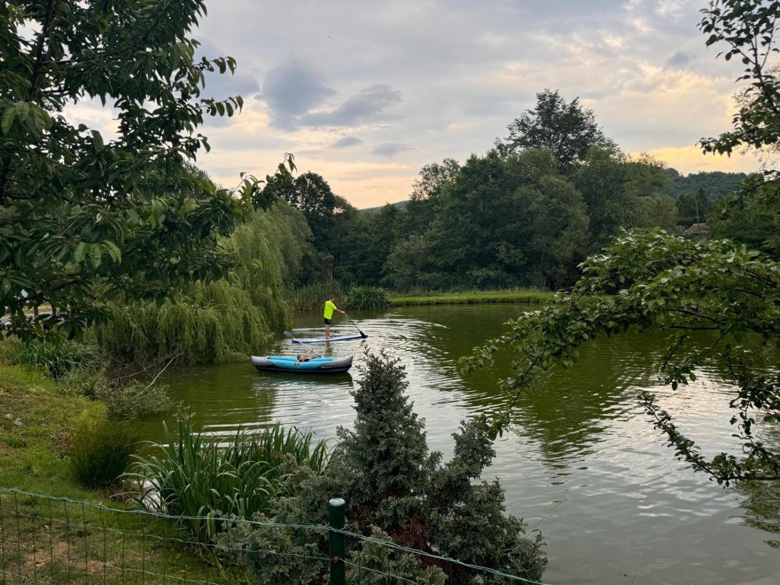 Restauracja i Noclegi Izba Rybacka w Krainie Wygasłych Wulkanów Podgorki Exterior foto